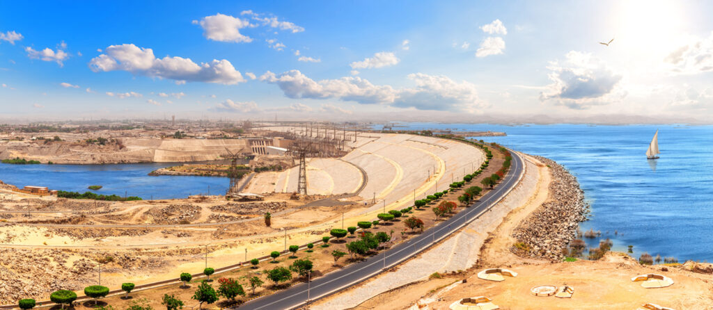 Barrage d'Assouan avec le lac Nasser